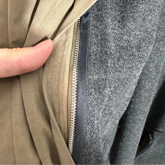 Evan Picone lined trench coat with beautiful trim, 8P, taupe, layer, fall - Picture 13 of 13